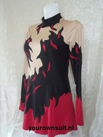 zwart met rode vlammen ritmisch gympakje_black rhythmic gymnastic leotard