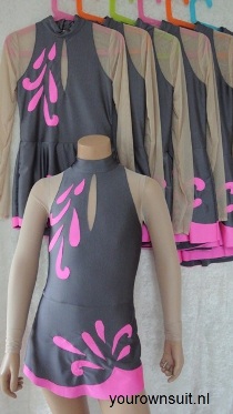 Grijs met rozeGroepspakken Ritmische Gym_rhythmic gymnastic leotard