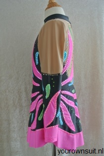 zijkant grijs met fel roze ritmische Gympak_rhythmic gymnastic leotard