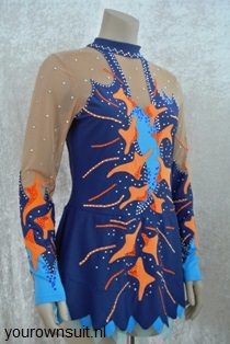 Zijkant blauw met oranje ritmische gympakje_RG pakje_rhythmic gymnastic leotard