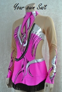 zijkant knal rose met zilver ritmische gympakje_rgpakje_rhythmic gymnastic leotard