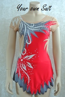 voorkant rood met grijs ritmische gympakje met witte slingers_rg pakje_rhythmic gymnastic leotard